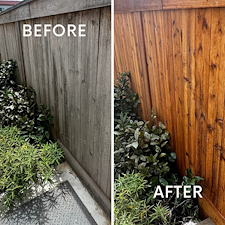 Wood-Fence-Pressure-Washing-In-Redondo-Beach-CA 4